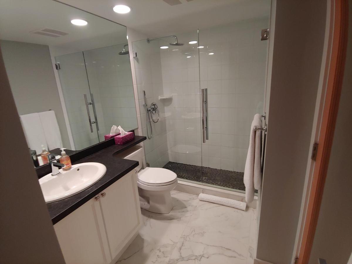 Tyndalstone Lodge 3 Bedroom In The Heart Of Village North Whistler Exterior foto