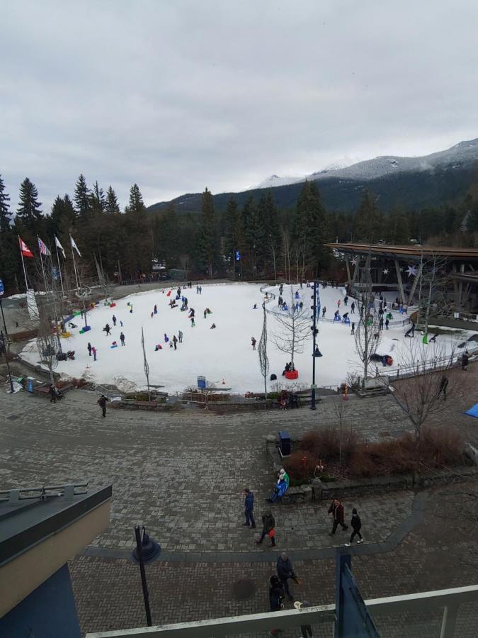 Tyndalstone Lodge 3 Bedroom In The Heart Of Village North Whistler Exterior foto
